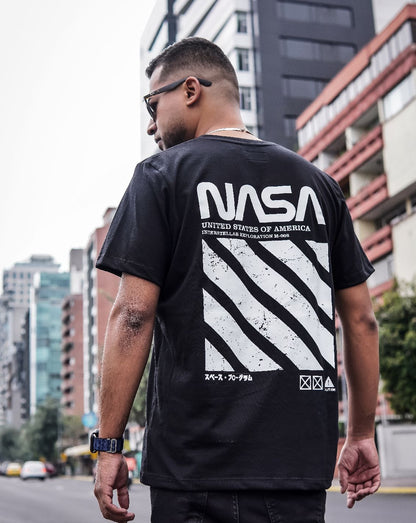 Camiseta negra unisex NASA CREW